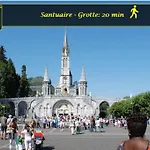 Le Trekking *studio 30m²*wifi*parking Prive*calme Apartment